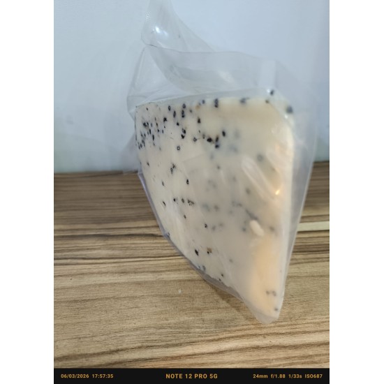 Ezine Akyar Sepet Peyniri Çörekotlu 1 KG